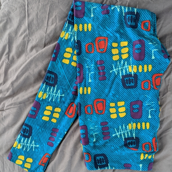 LuLaRoe Leggings Tall and Curvy - Picture 1 of 2